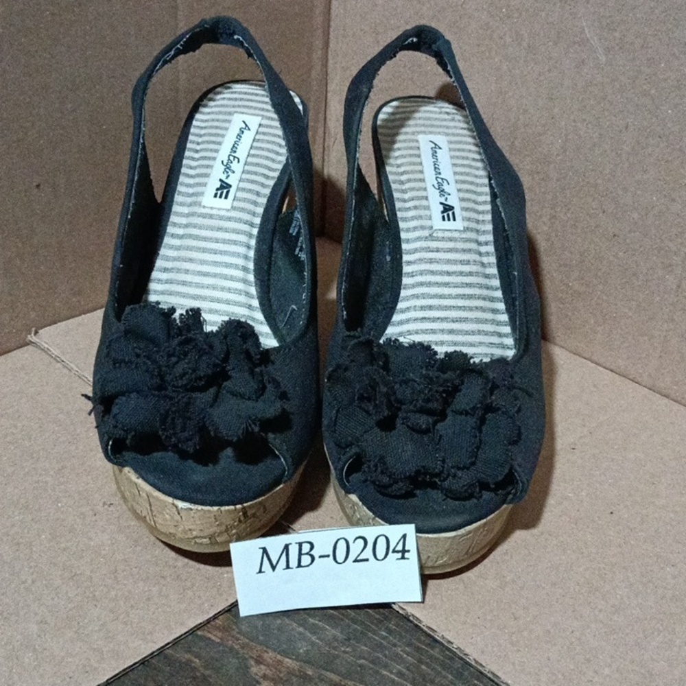 Shoes - Picture 5 of 5